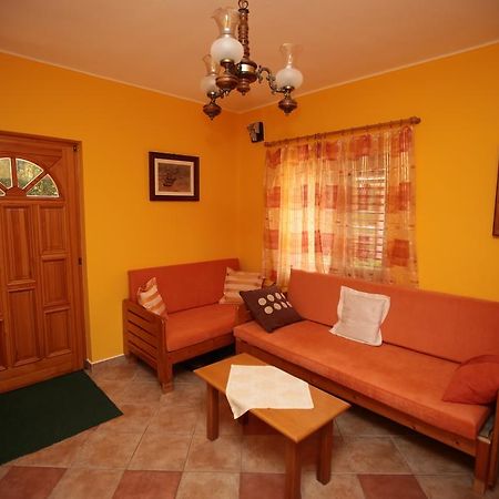 Lonci Apartman Zalakaros Exterior foto