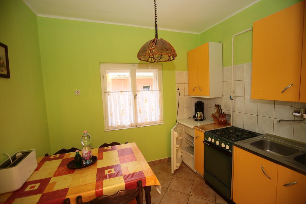 Lonci Apartman Zalakaros Exterior foto